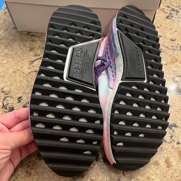 Pharrell X NMD Human Race Holi Festival Adidas - Picture 3 of 8